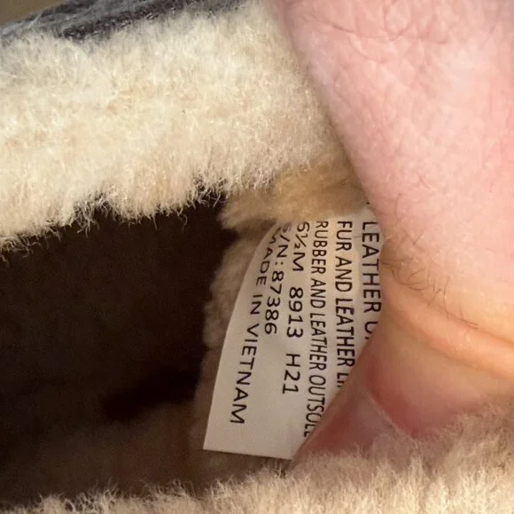 MINT & UNWORN Tory Burch Women's Size 6.5 Miller Lug Sole Ankle Boots - Picture 14 of 14